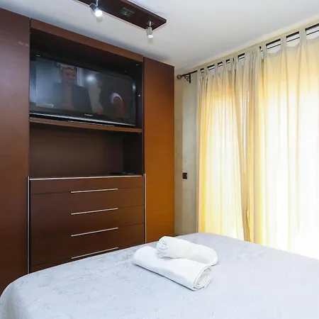 Bruselas 2 Family House Feriehus